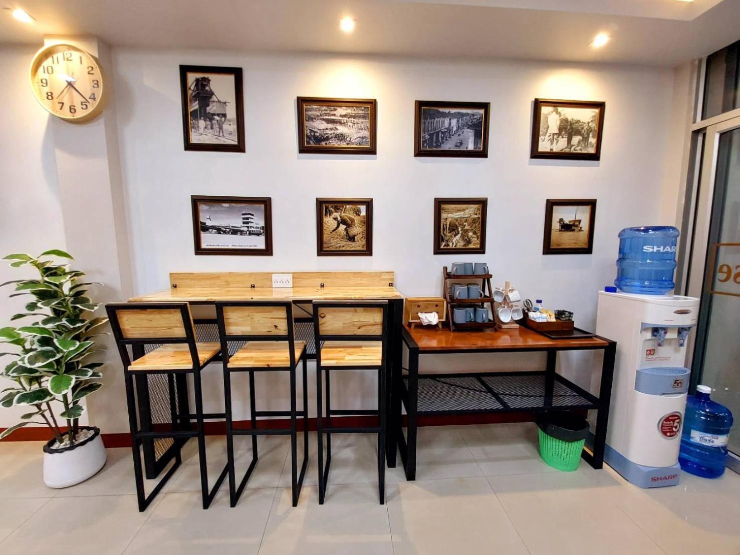 Ostello Benetti House Patong Esterno foto